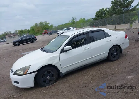2006 Honda Accord Lx from USA, damaged, VIN 1HGCM56486A041358